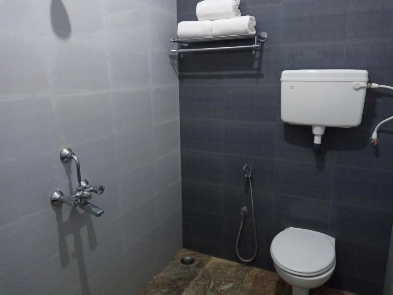 Hotel Victoriyah タンジャーヴール エクステリア 写真